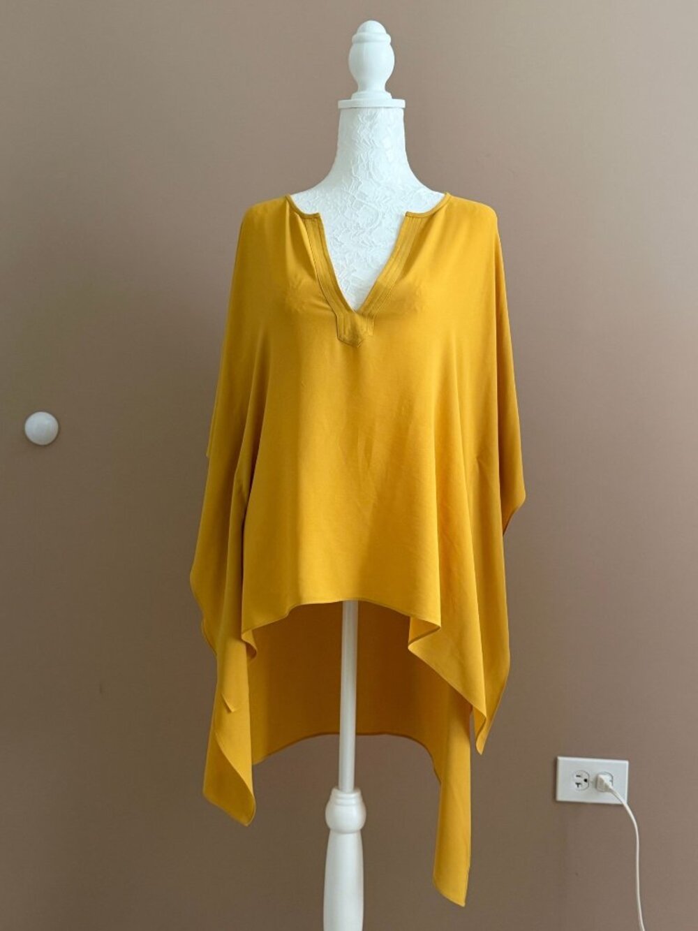 BCBGMAXAZRIA yellow tunic